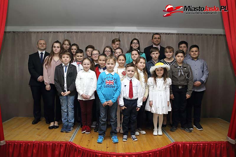 Uczniowie Ogniska Muzycznego w Osobnicy
