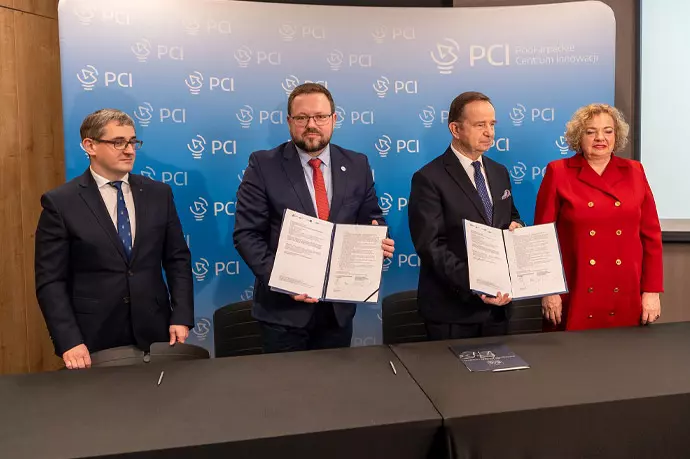 Podpisanie umowy o finansowanie Podkarpackiego Centrum Innowacji w Rzeszowie